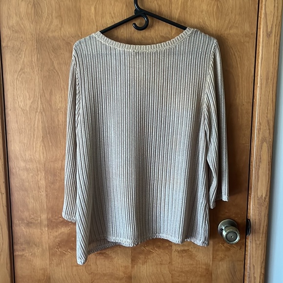Easy Wear by Chicos Size 2 - mesh shirt with 3 quarter length sleeves tan/beige - Picture 3 of 3